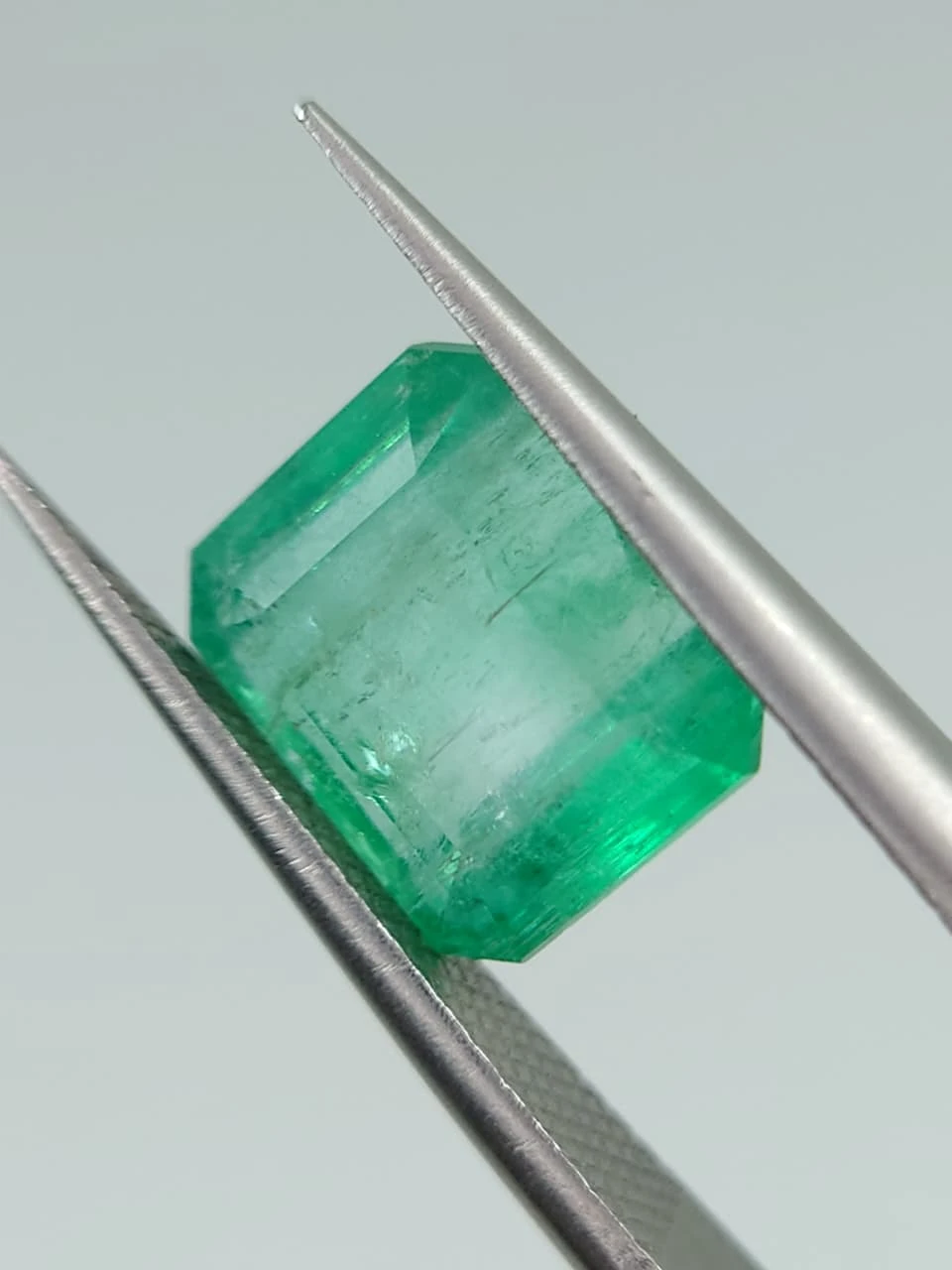3.57ct Natural Untreated Emerald from Afghanistan — view 5